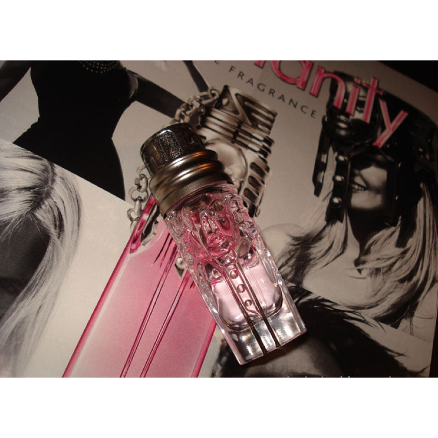 عطر زنانه تیری موگلر ومنیتی Thierry Mugler Womanity