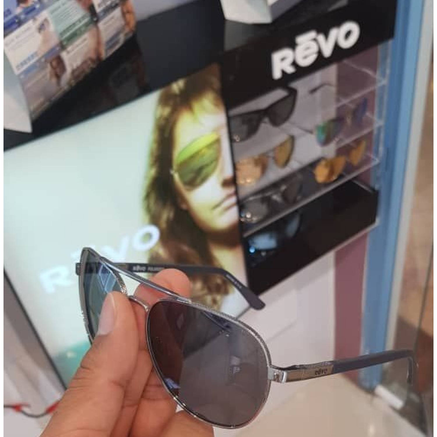 عینک آفتابی روو مدل Revo Raconteur RE 1011 00 GY