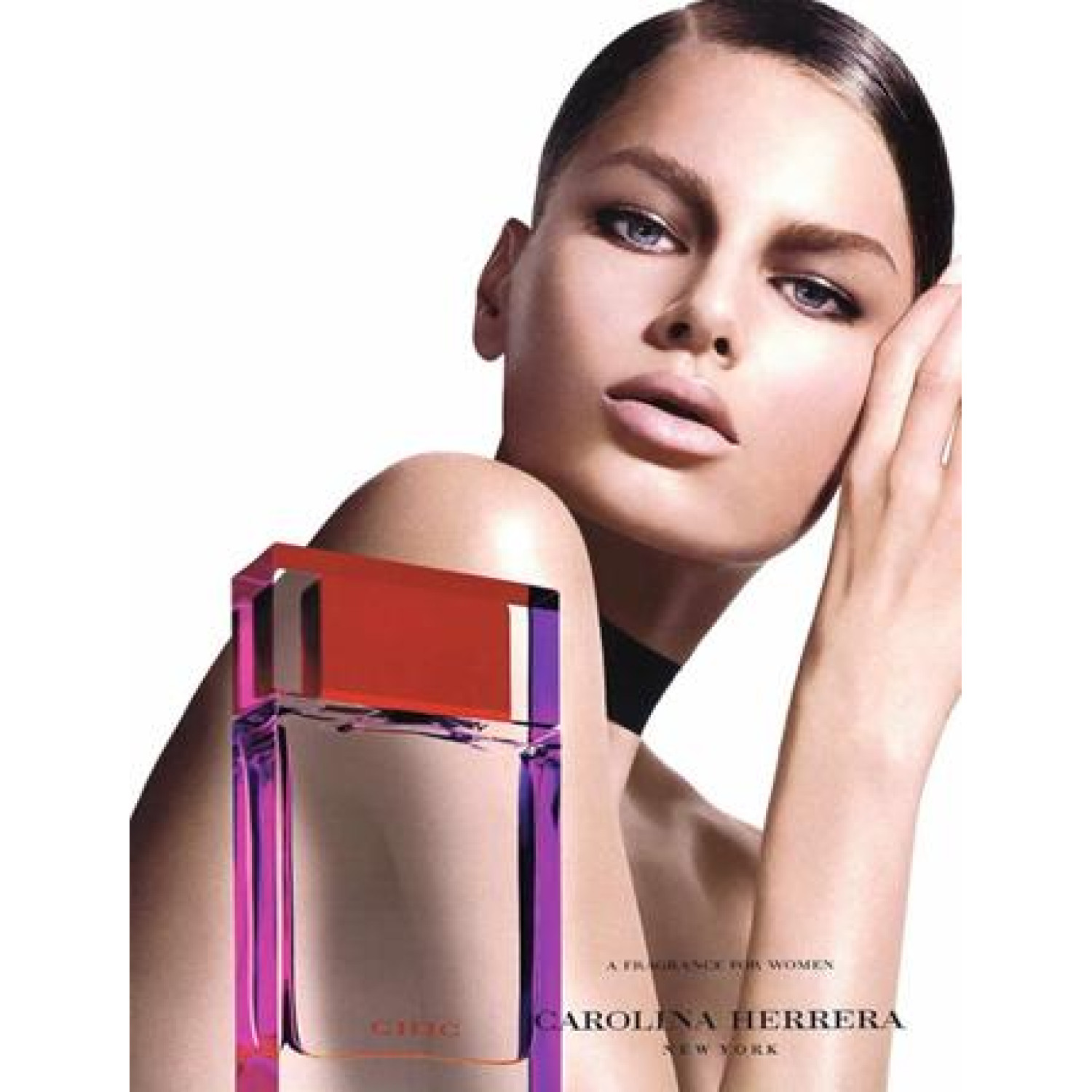 عطر زنانه کارولینا هررا شیک Carolina Herrera CHIC