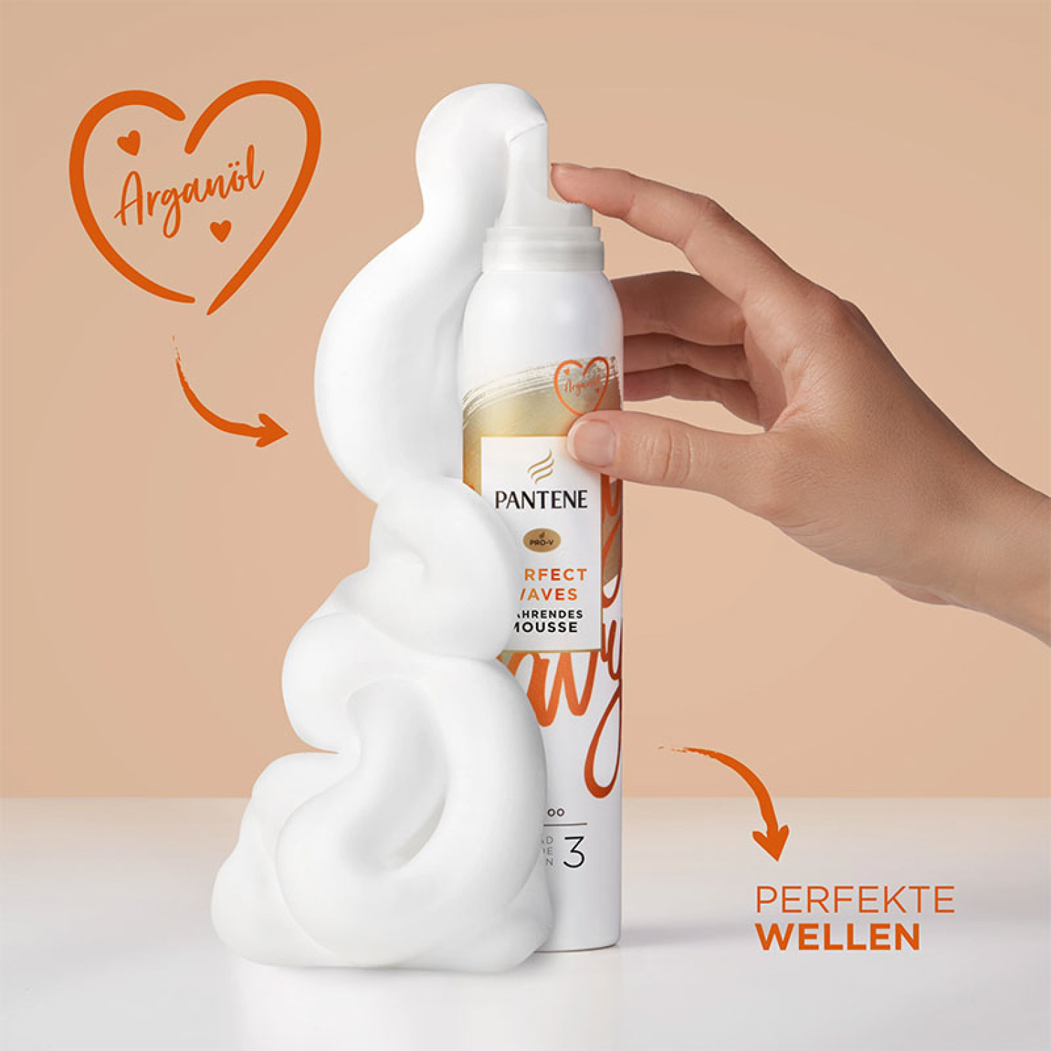 موس حالت دهنده موهای مجعد پنتن Pantene Perfect Waves حجم 200 میلی لیتر موس حالت دهنده موهای مجعد پنتن Pantene Perfect Waves حجم 200 میلی لیتر