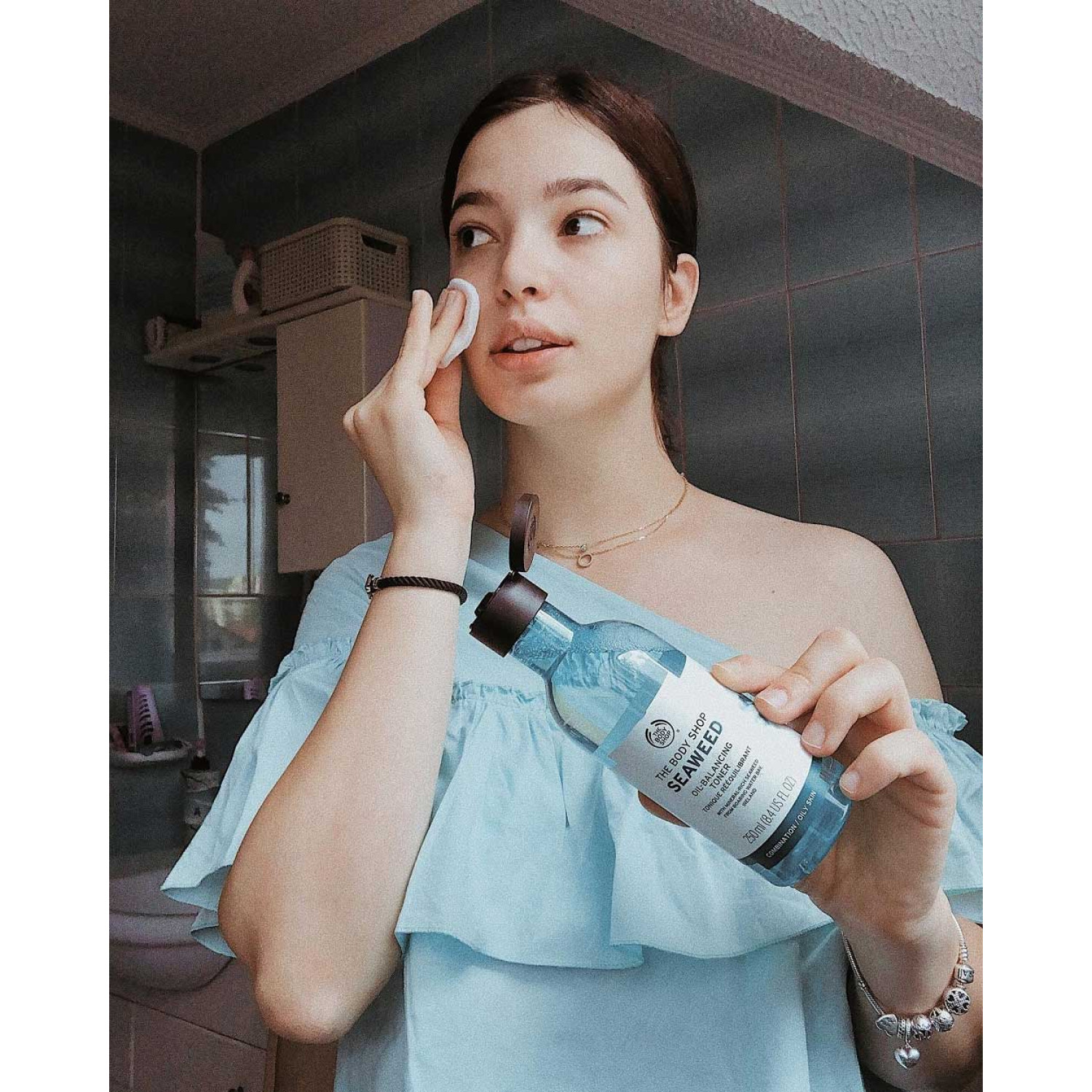 تونر متعادل کننده جلبک دریایی بادی شاپ The Body Shop Seaweed حجم 250 میلی لیتر تونر متعادل کننده جلبک دریایی بادی شاپ The Body Shop Seaweed حجم 250 میلی لیتر