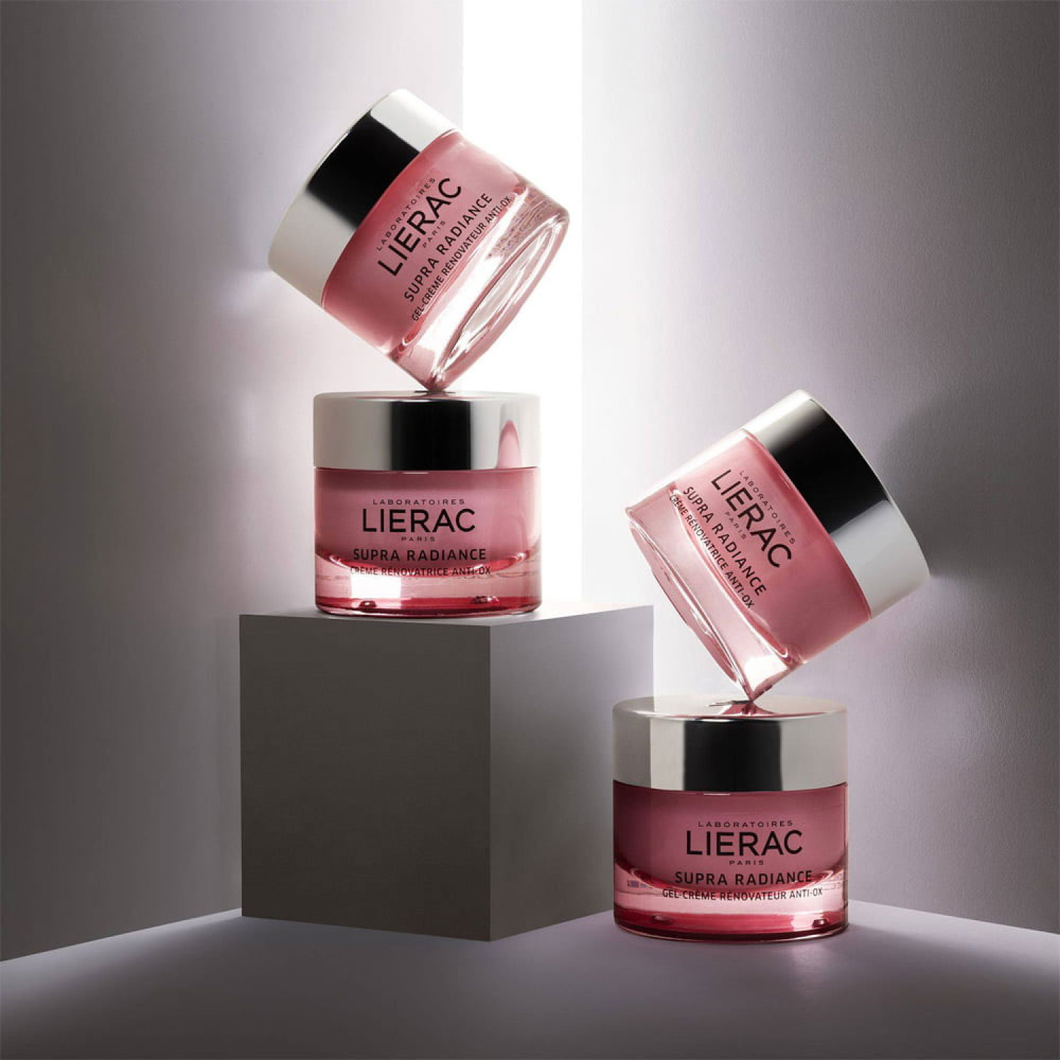 ژل کرم نوسازی و محافظت آنتی اکسیدان لیراک Lierac Supra Radiance Anti-Ox حجم 50 میلی لیتر ژل کرم نوسازی و محافظت آنتی اکسیدان لیراک Lierac Supra Radiance Anti-Ox حجم 50 میلی لیتر