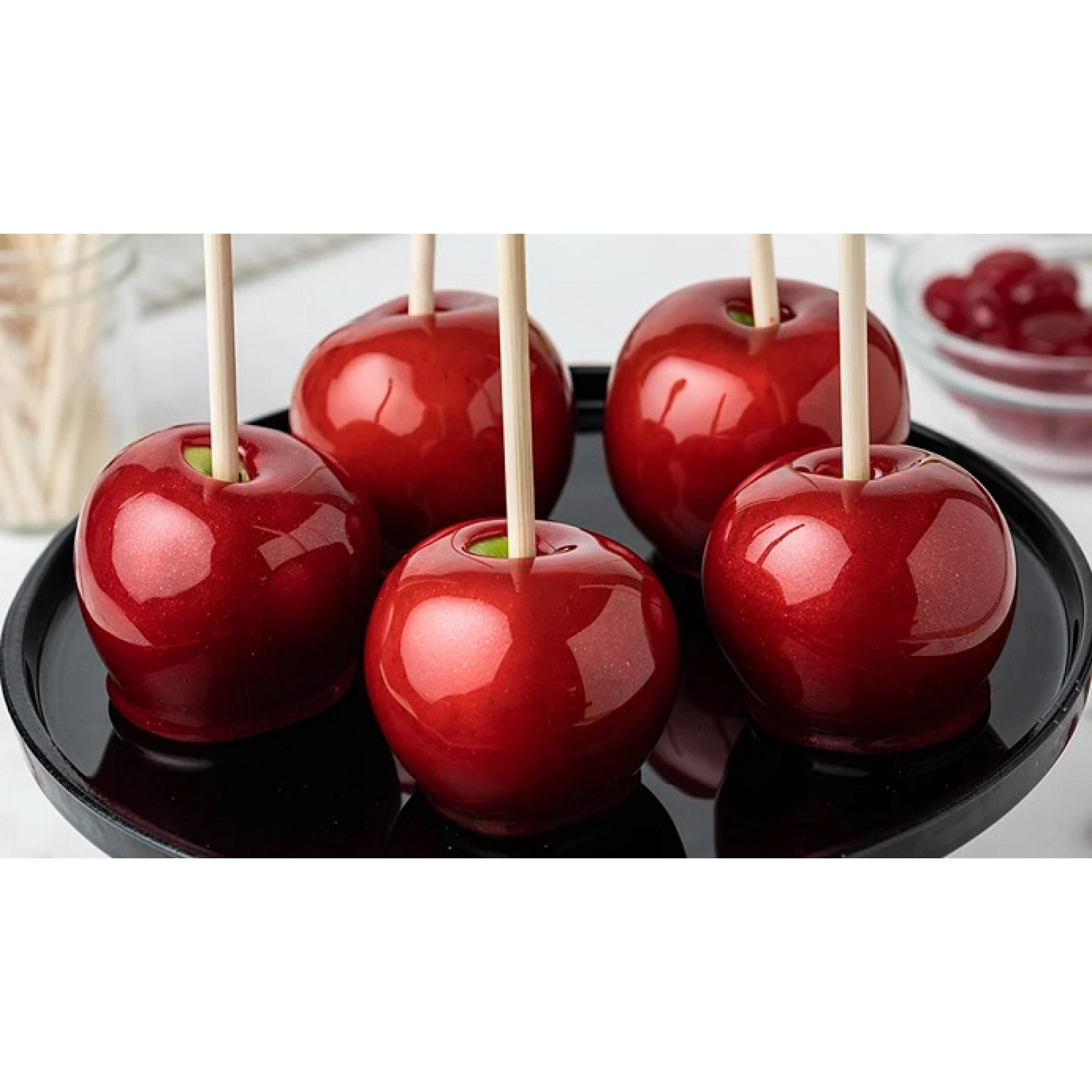 لوسیون بدن بث اند بادی ورکس وینتر کندی اپل Winter Candy Apple حجم 236 میلی لیتر لوسیون بدن بث اند بادی ورکس وینتر کندی اپل Winter Candy Apple حجم 236 میلی لیتر